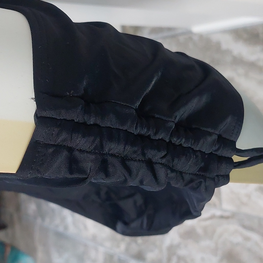 Modest Coverage Bikini - Picture 5 of 11